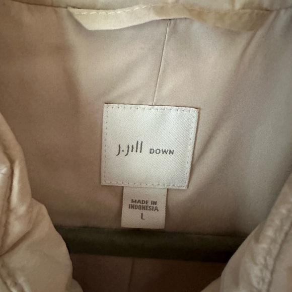 Jjill down vest. Beautiful! Size Large - Picture 2 of 4